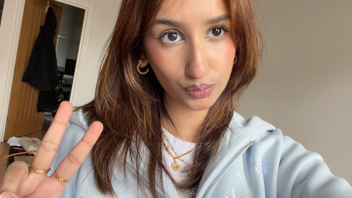 yushistars's tweet image. #curious