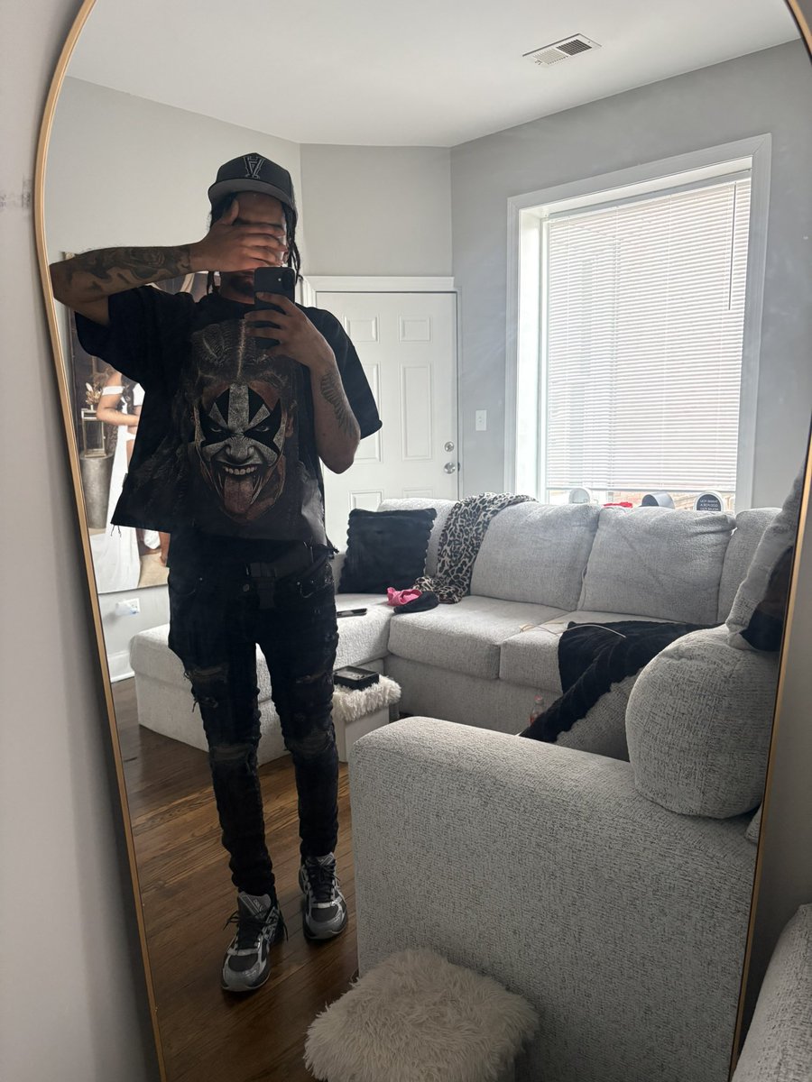 GrindhardJae's tweet photo. Found out ima 🦈 na she eatin’ up da dick ! 😉 https://t.co/FwsBCkkiyz