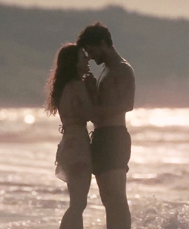 ✨ (@missmarplee2) on Twitter photo 