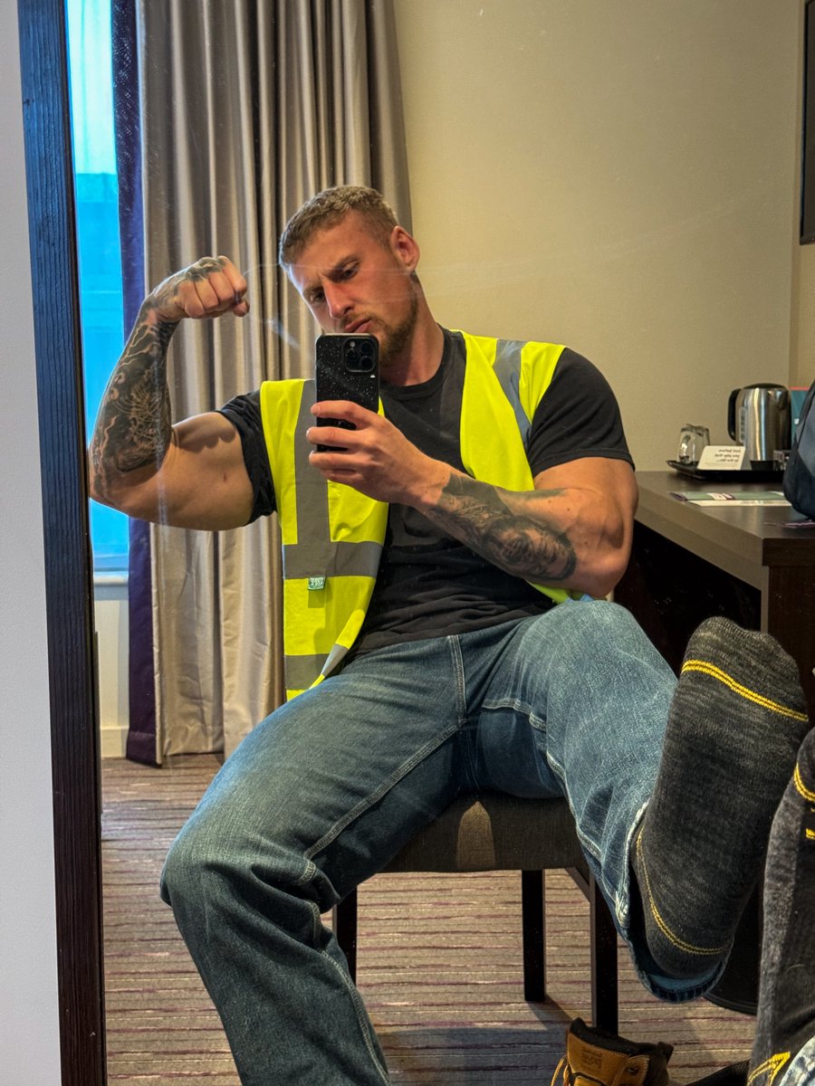 Master Adonis tweet media