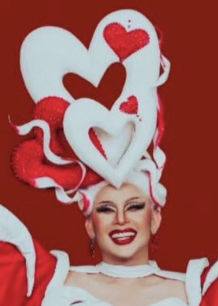 roarkchop's tweet photo. a genuinely underrated pick: nane sphera’s package from thailand season 3. she meant BUSINESS https://t.co/pka8GY3jHV