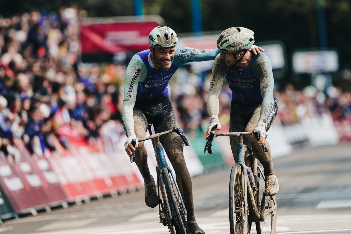 TRO BRO LEON tweet media