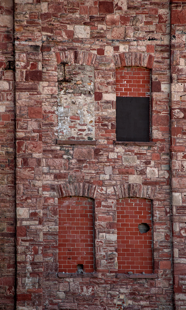 Sam_Alexandra23's tweet image. Good day Photographers &amp;amp; Friends!  Today let's share our best captures of #Windows, #old and #new. Have a Wonderful Wednesday and be safe! #Photography  #Structures 📸😊🇨🇦