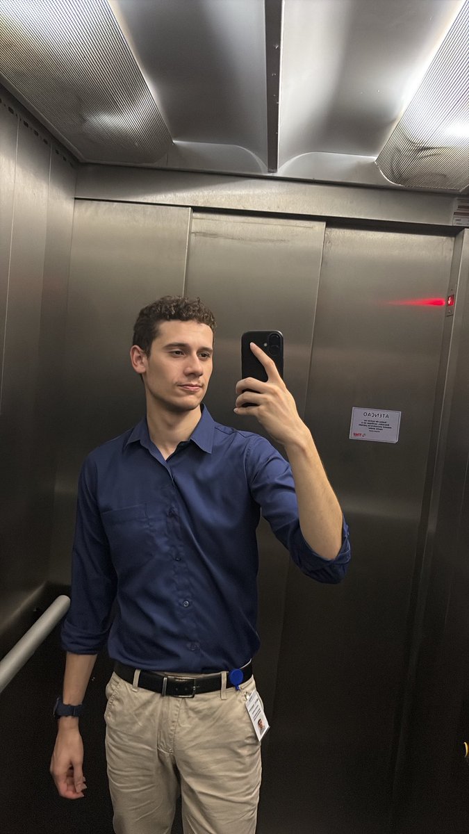 Brenin tristezas tweet media