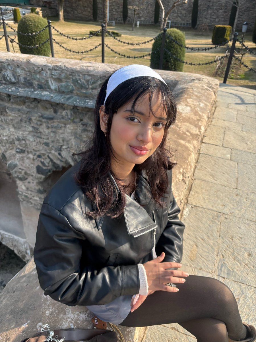 sa sa le le tweet media