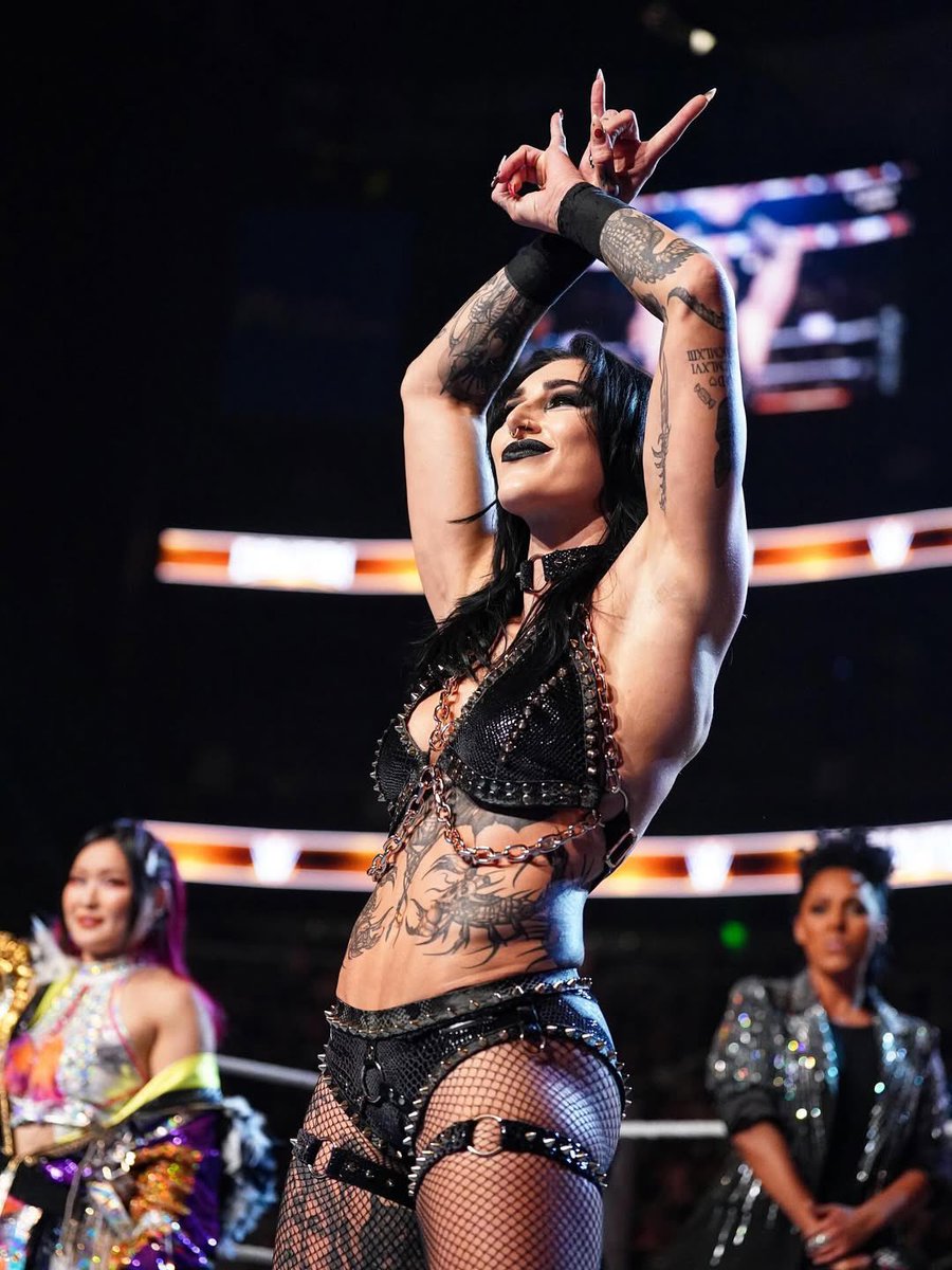 marissa 🖤 tweet media