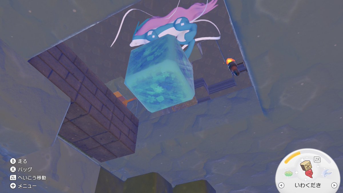 クロウエア tweet media