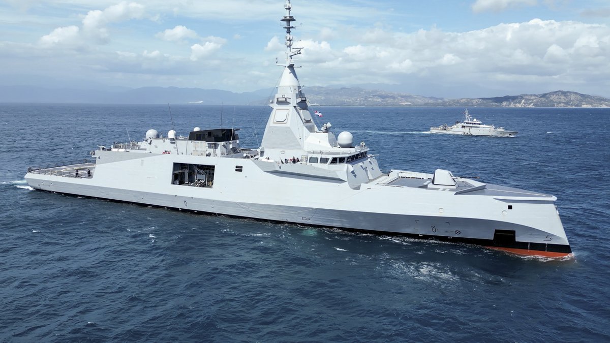 Marine nationale tweet media