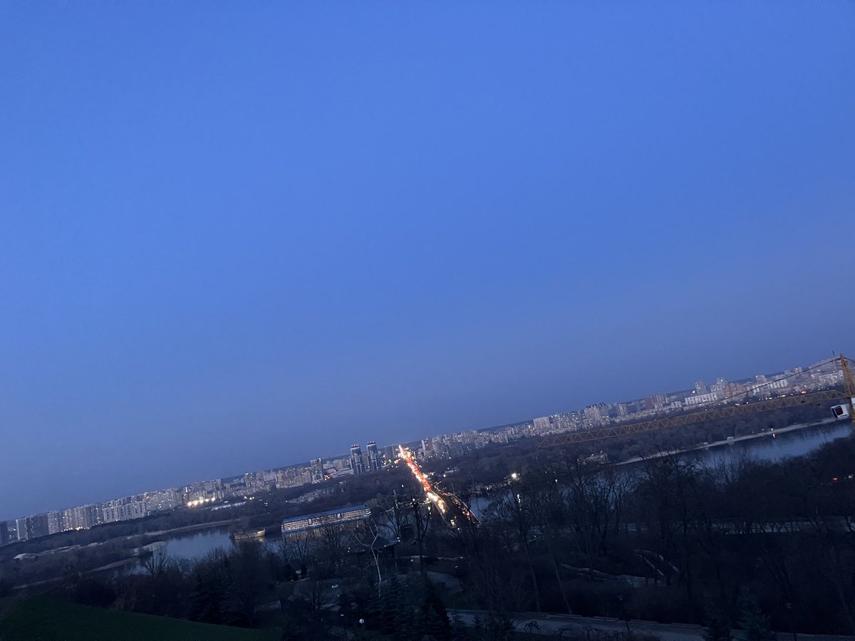 Тхір(🍅🦅) — визнаний раменоблогер tweet media