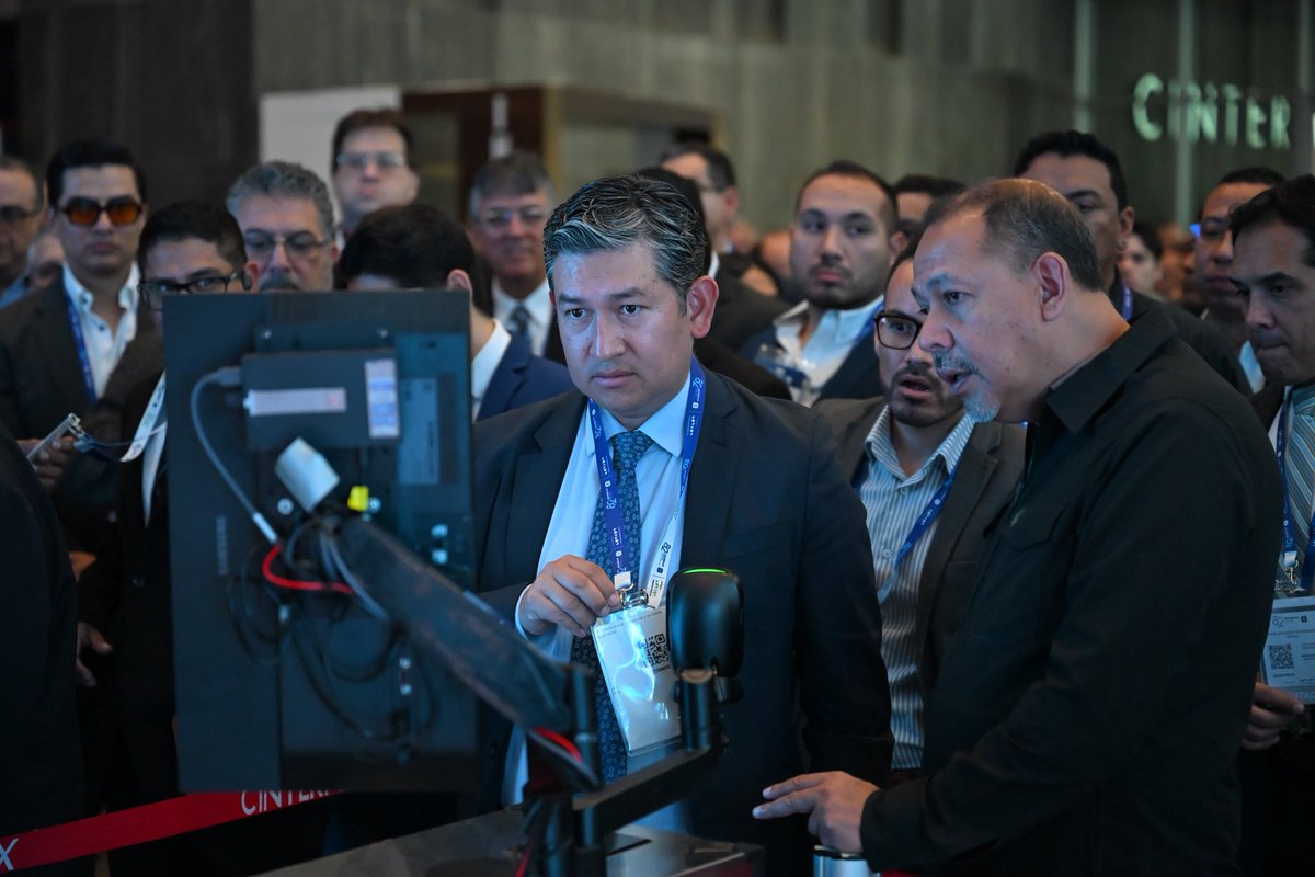 caintra_nl's tweet photo. Estamos listos para recibirlos 🙌
En unos minutos comenzamos con la 82 Asamblea Anual de CAINTRA, un espacio donde la industria de Nuevo León se reúne para conectar, compartir visión y construir el futuro. ⚙️✨

¡Nos vemos muy pronto! 🚀

#CAINTRA #82AsambleaCaintra #IndustriaNL #Empresarios #NuevoLeón