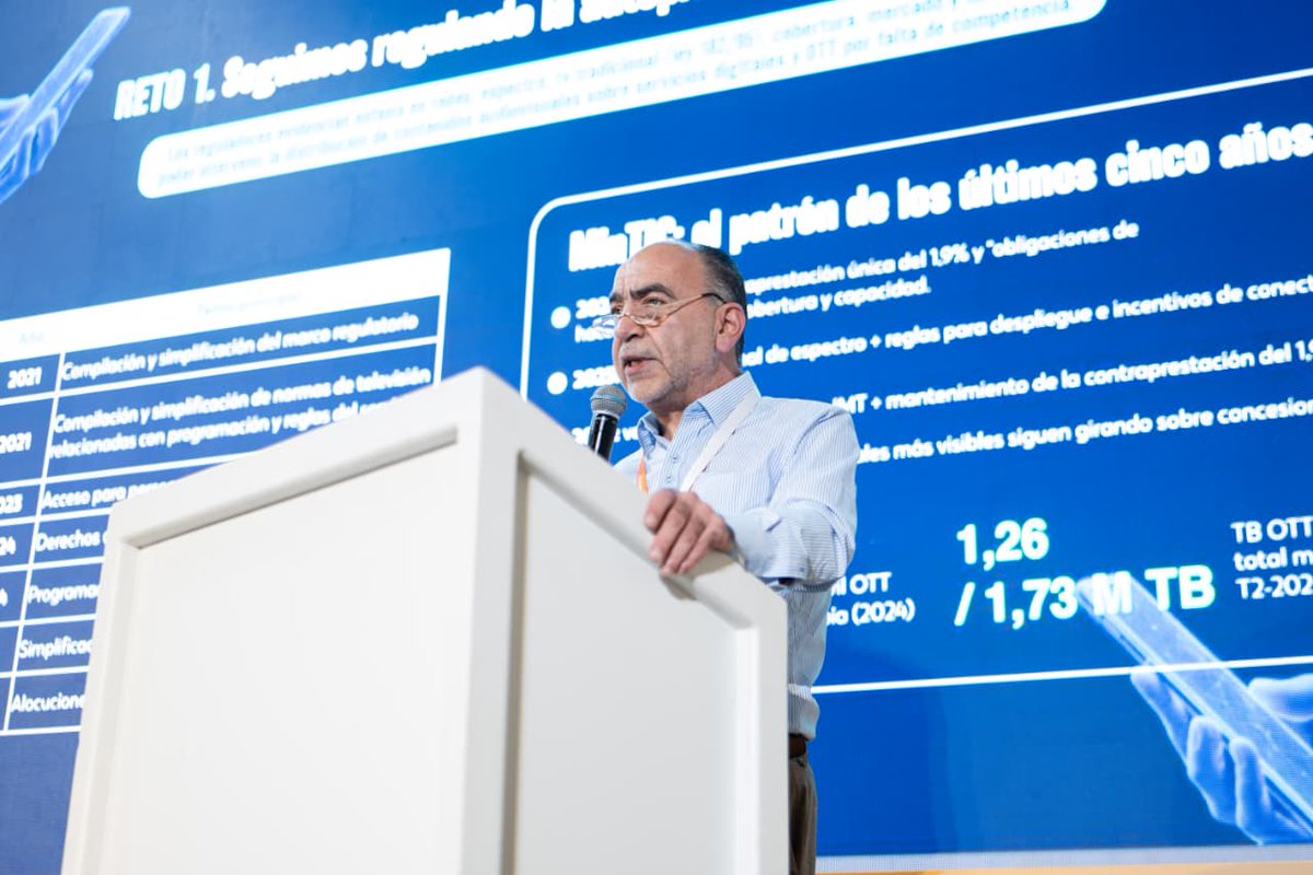 <a href="/sadi_cf/">Sadi Contreras fuset</a> <a href="/dpl_news/">DPL News</a> “Necesitamos una gobernanza digital clara, con reglas y corresponsabilidad entre todos los actores.”
Un llamado a construir un entorno digital más seguro y equilibrado.
<a href="/sadi_cf/">Sadi Contreras fuset</a> #ColombiaDigitalSummit