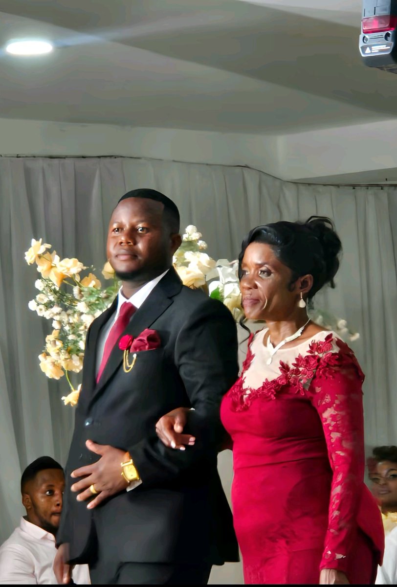 mTusi original 👦 tweet media