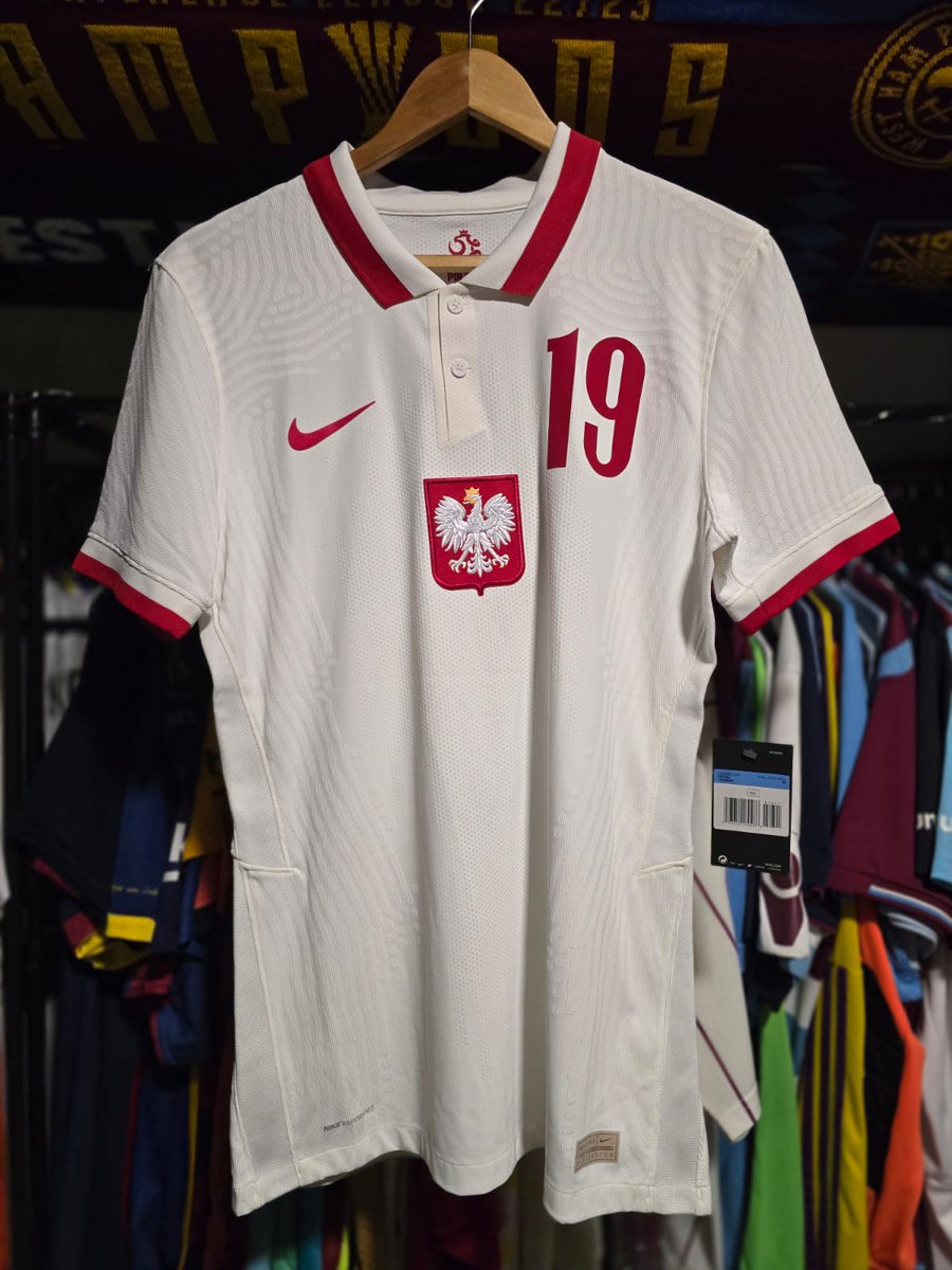 Serce z drugiej ręki ❤️🤲 tweet media