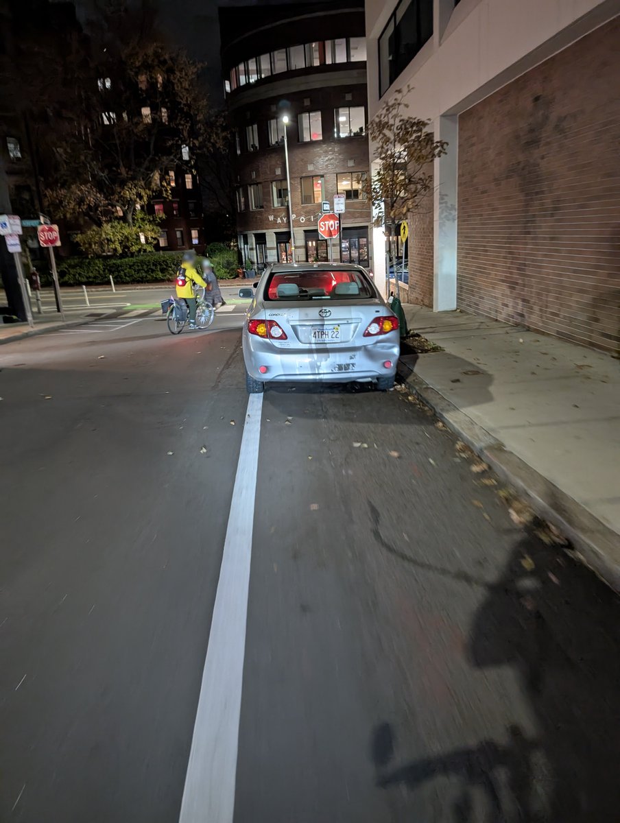 BostonBikeBlockers.bsky.social tweet media