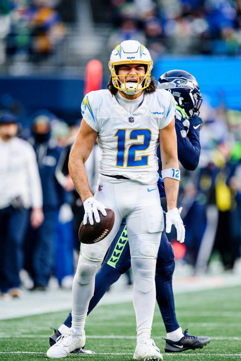 ChargersBoltUp⚡️⚡️⚡️⚡️⚡️ tweet media