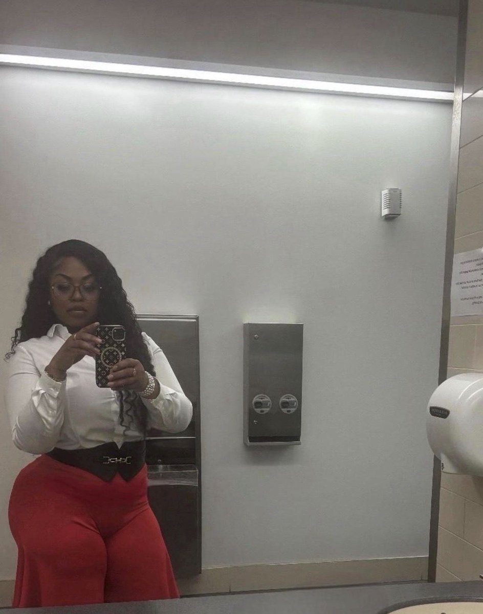 onetruebeauty2 tweet media