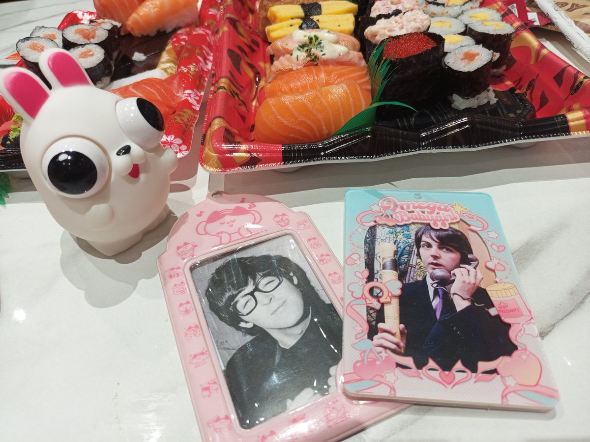 rei | Comipara H06-07 & CF22 tweet media