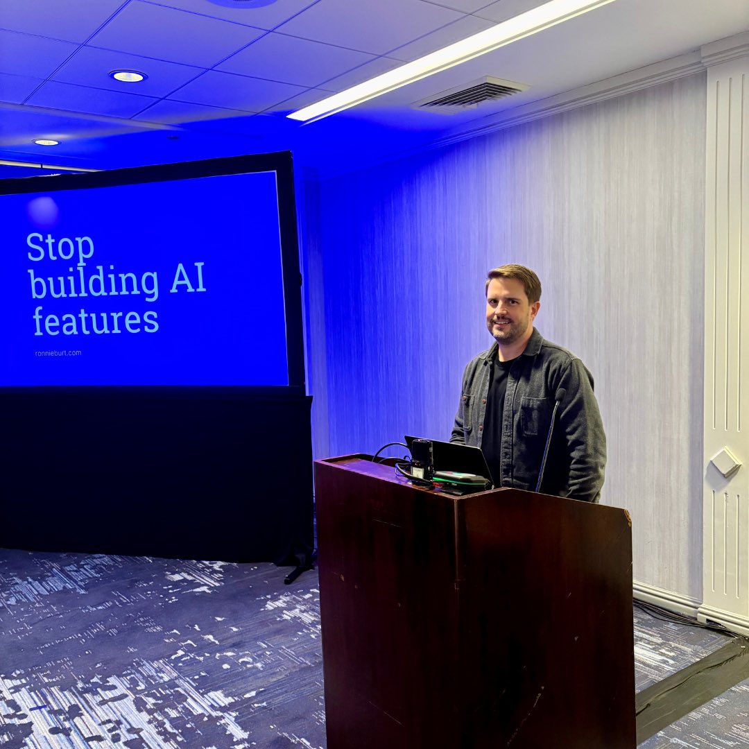 Automattic tweet media