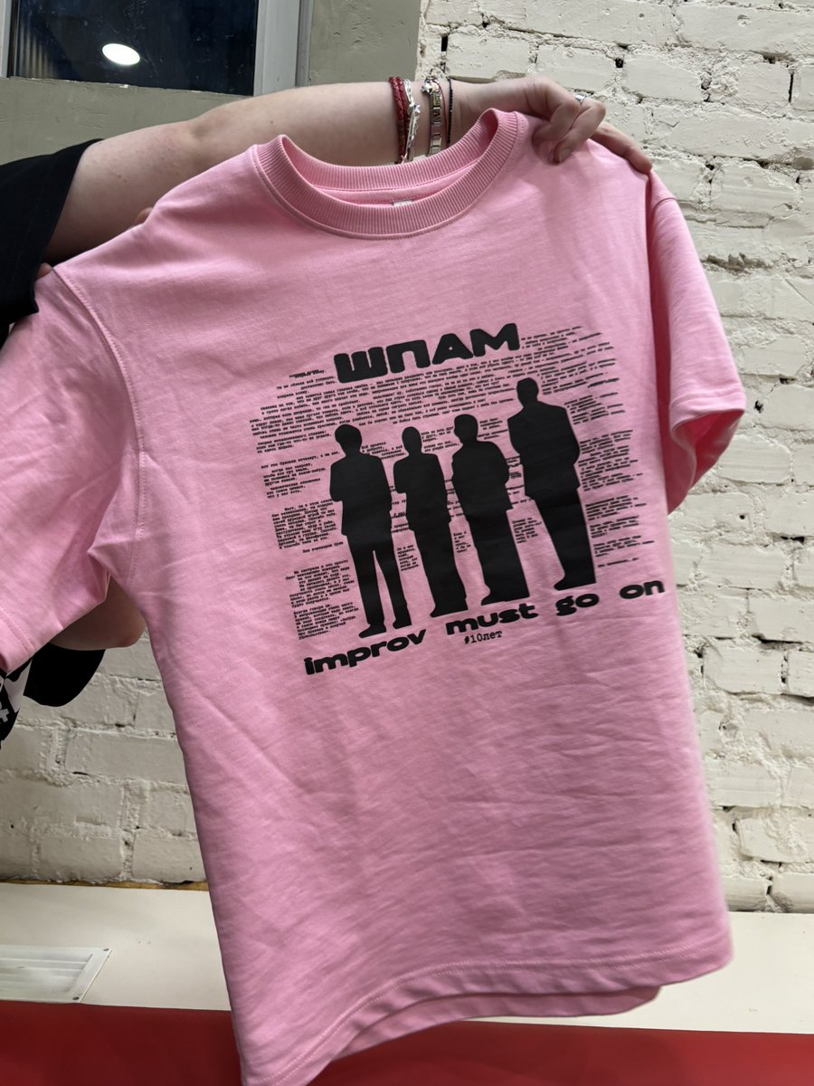 фотокарточки с розовой версией! 
(можно заказать в лс — тг @sonas_do)

+ есть возможность напечатать к концерту в Воронеже