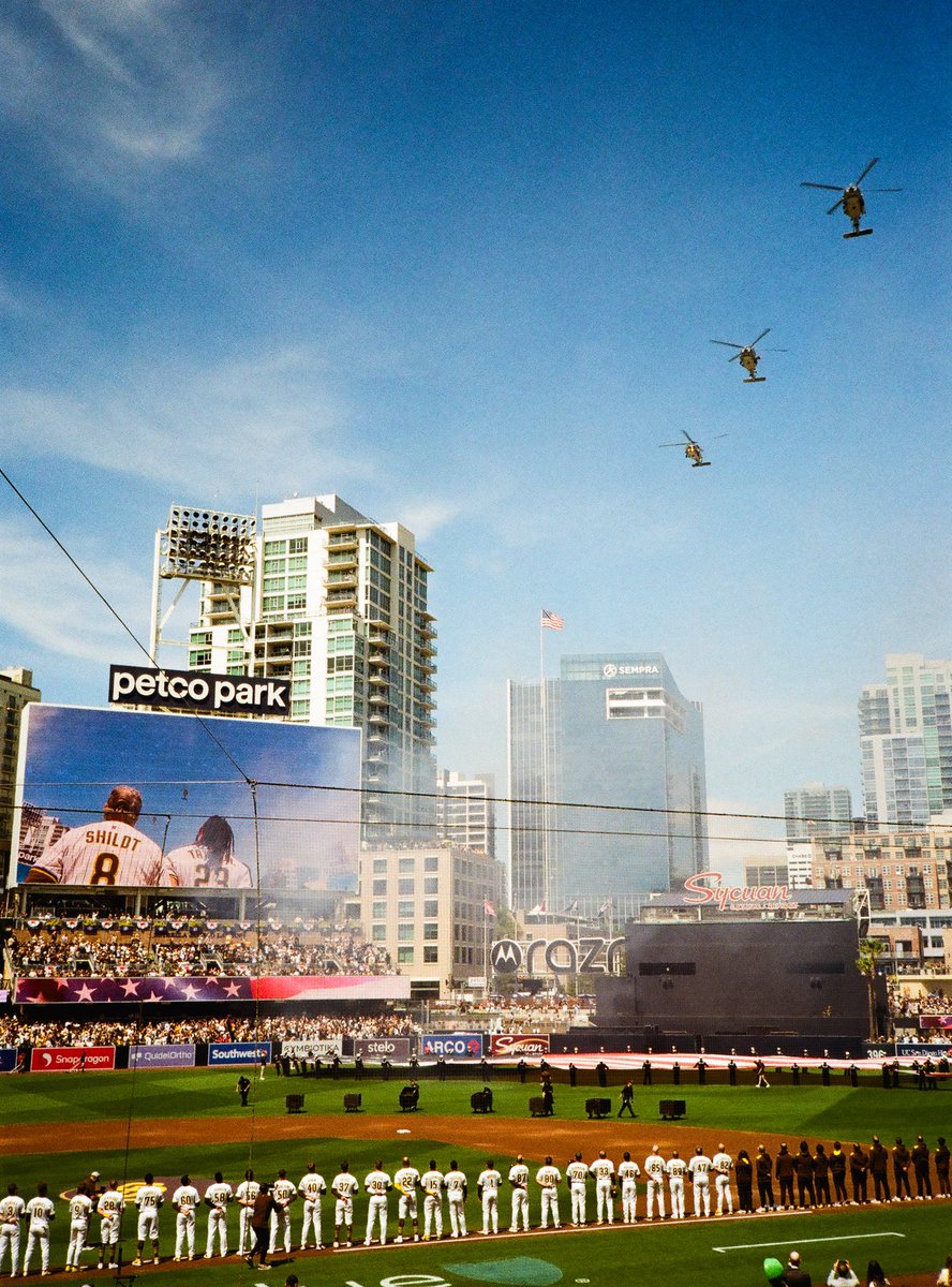 toside19 tweet media