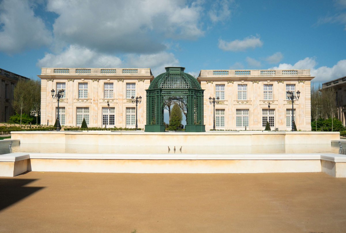 Puy du Fou tweet media