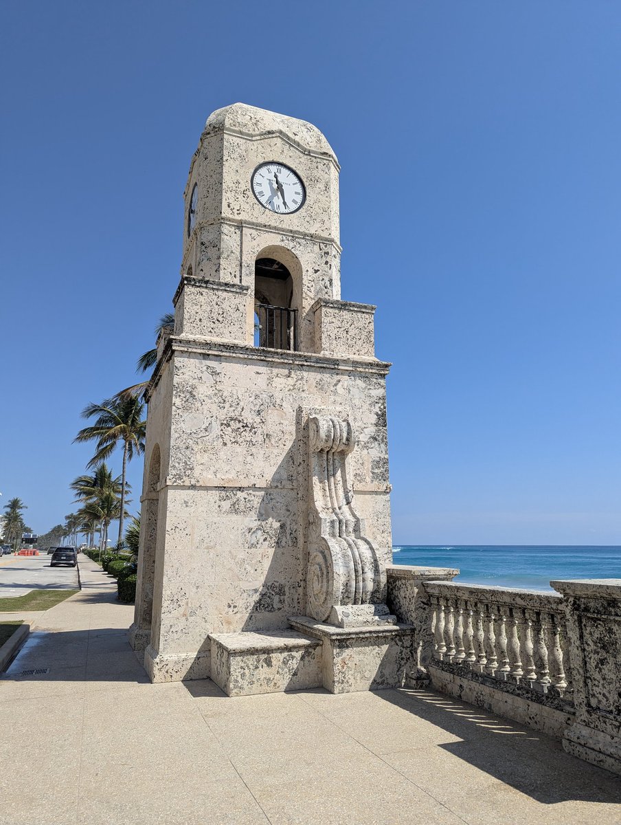 Sheila the Bills 50/50 girl! ❤️🏈💙 tweet media