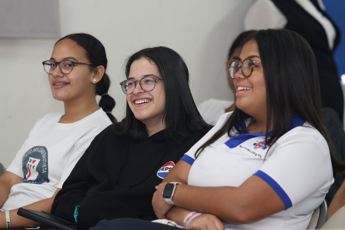 ProCompetencia tweet media