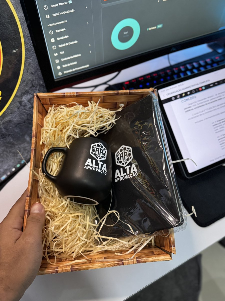 ConcurseiroPersistente tweet media