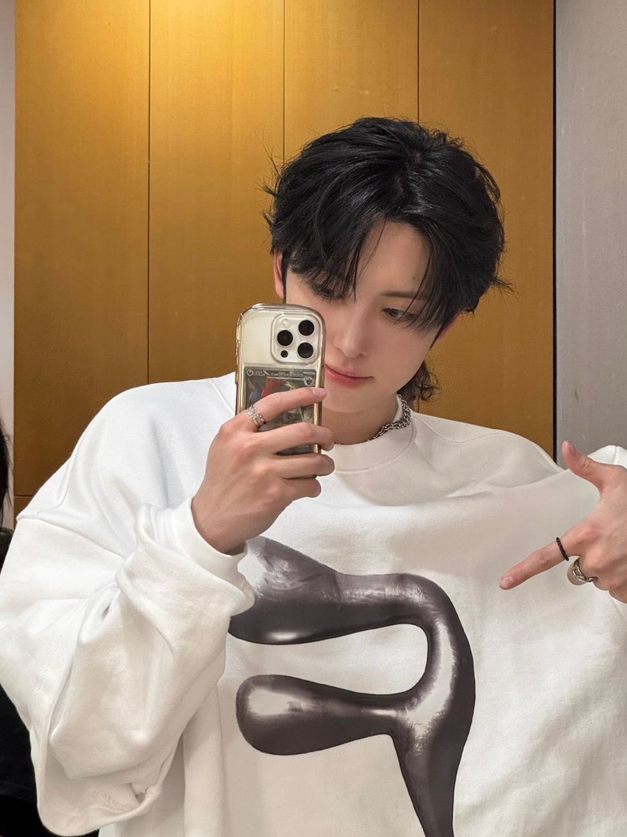 7th year: chloe ꒰ᐢ. .ᐢ꒱ tweet media