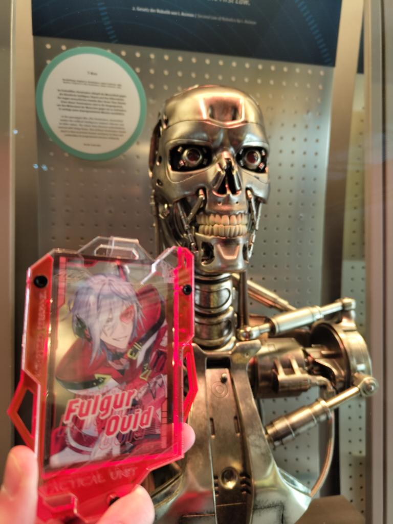 the drawn legend tweet media