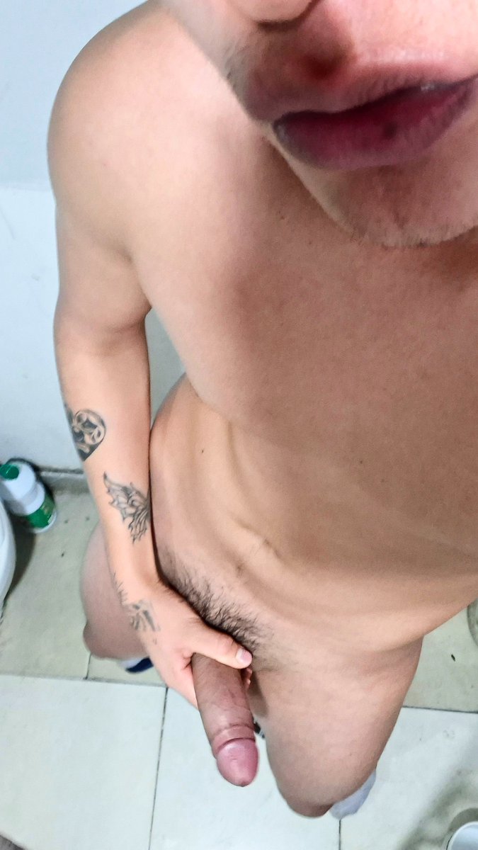 juanii_2M's tweet photo. Ocupó una manooo.😴 https://t.co/DG1ztWDkNh