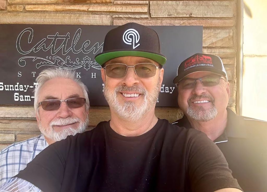 Ray Micheal tweet media