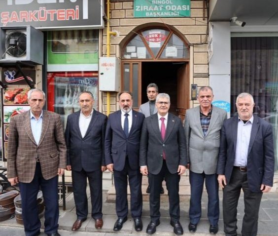 BingolOdas's tweet photo. Bingöl Valisi Sayın Cahit Çelik, Bingöl Ziraat Odası Başkanlığı’nı ziyaret etti.  Ziraat Odası Başkanımız Haşim Bürkek ve Yönetim Kurulu tarafından karşılanan Valimiz Sayın Cahit Çelik, yürütülen çalışmalar üretici ve çiftlere sunulan hizmetler hakkında bilgi aldı. https://t.co/3cISSfN9fu