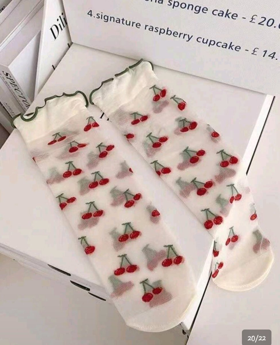MOKASYNKA's tweet photo. Podobają mi się te skarpeteczki 🍒🍒

Opłać mi je 🙂 https://t.co/IOs2mH41r6