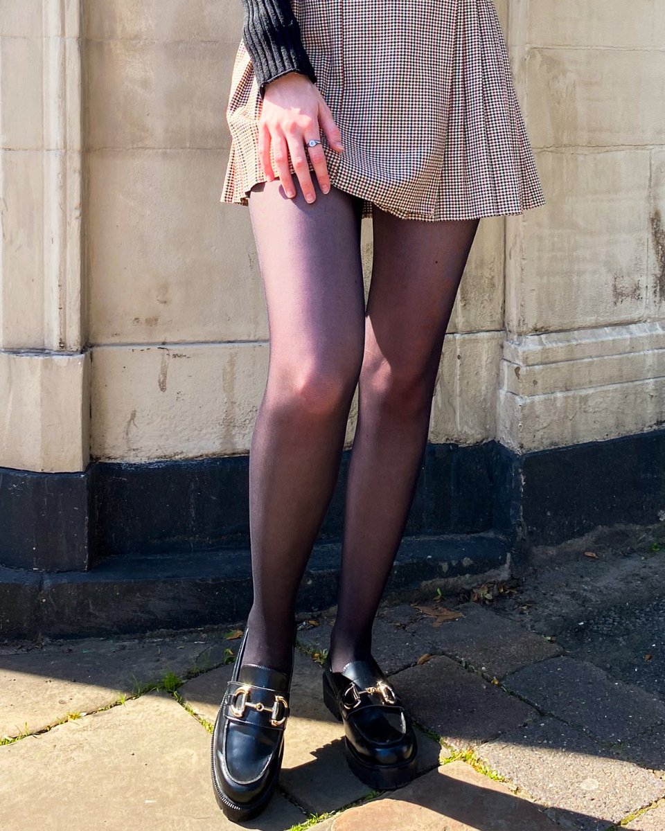 Pretty Polly tweet media