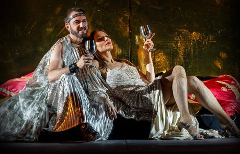 Festival_Merida's tweet photo. #Merida72 también se vive más allá de la ciudad🎭
Consulta ya toda la programación de nuestras sedes en Madrid, Medellín, Cáparra y Regina✨
#FestivalMerida #MeridaEsTeatro #TeatroClasico
🔗👇
https://t.co/yIPbl0pQ53 https://t.co/Hfm8eHRyQs
