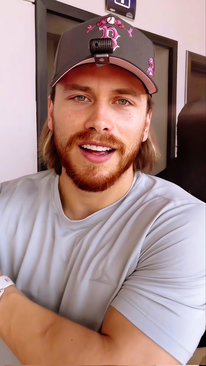 𝓛𝓸𝓶𝓮𝓬𝓪𝓷𝓬𝓲𝓽𝓪 °◡°♡ tweet media