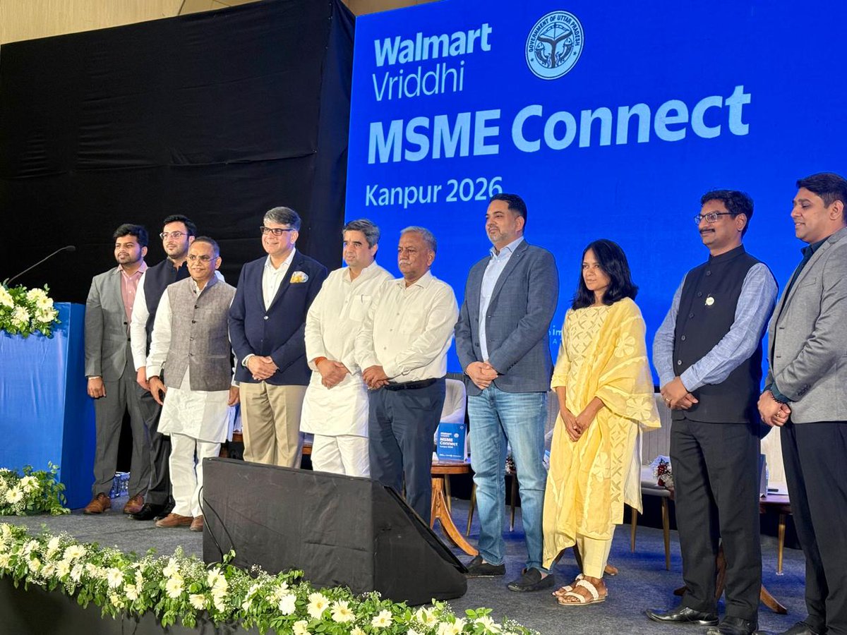कानपुर में  Walmart Vriddhi MSME Connect कार्यक्रम में विशिष्ट अतिथि था।  माननीय <a href="/myogiadityanath/">Yogi Adityanath</a> जी की सरकार द्वारा उद्योग को दिए जा रहे प्रोत्साहन के फलस्वरूप  150+ लघु-उद्द्यमियों को <a href="/WalmartinIndia/">Walmart in India</a> के इकोसिस्टम में शामिल किया गया। आदरणीय  <a href="/AwasthiAwanishK/">Awanish K Awasthi</a> के सीख भरे उद्बोधन