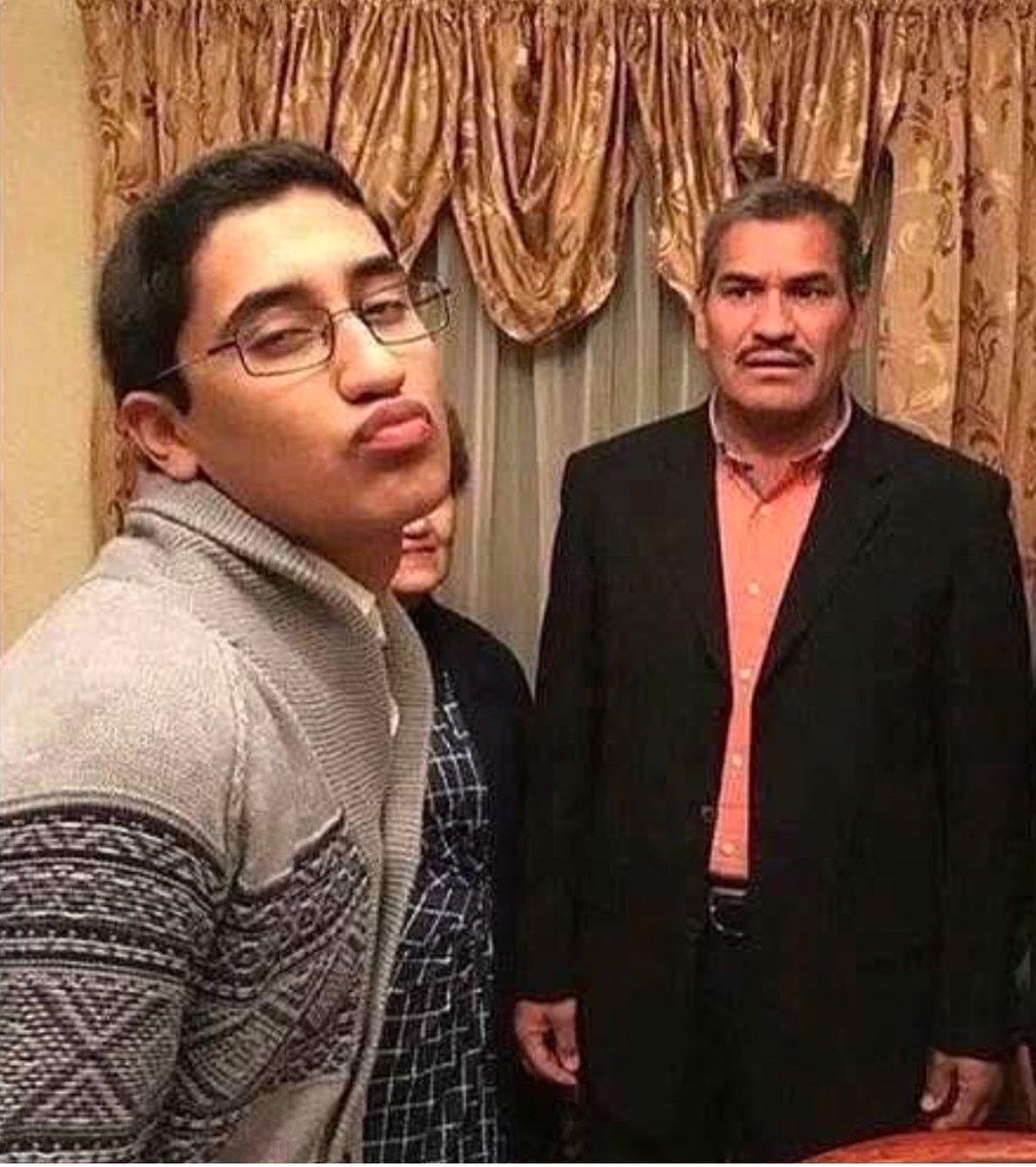 ChrisExcel102's tweet photo. Parents have an eye of seeing early symptoms 😭😭 https://t.co/oGvSXBck2o