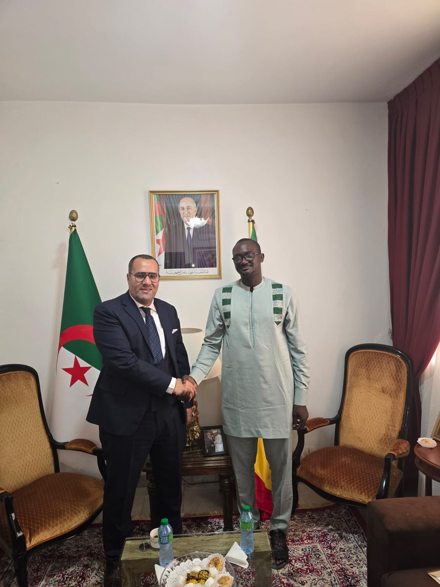 Algerian Embassy in Dakar tweet media