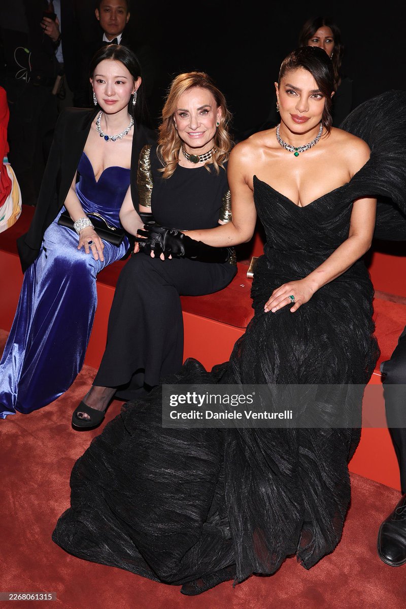 Kim Ji Won Philippines 🇵🇭 tweet media