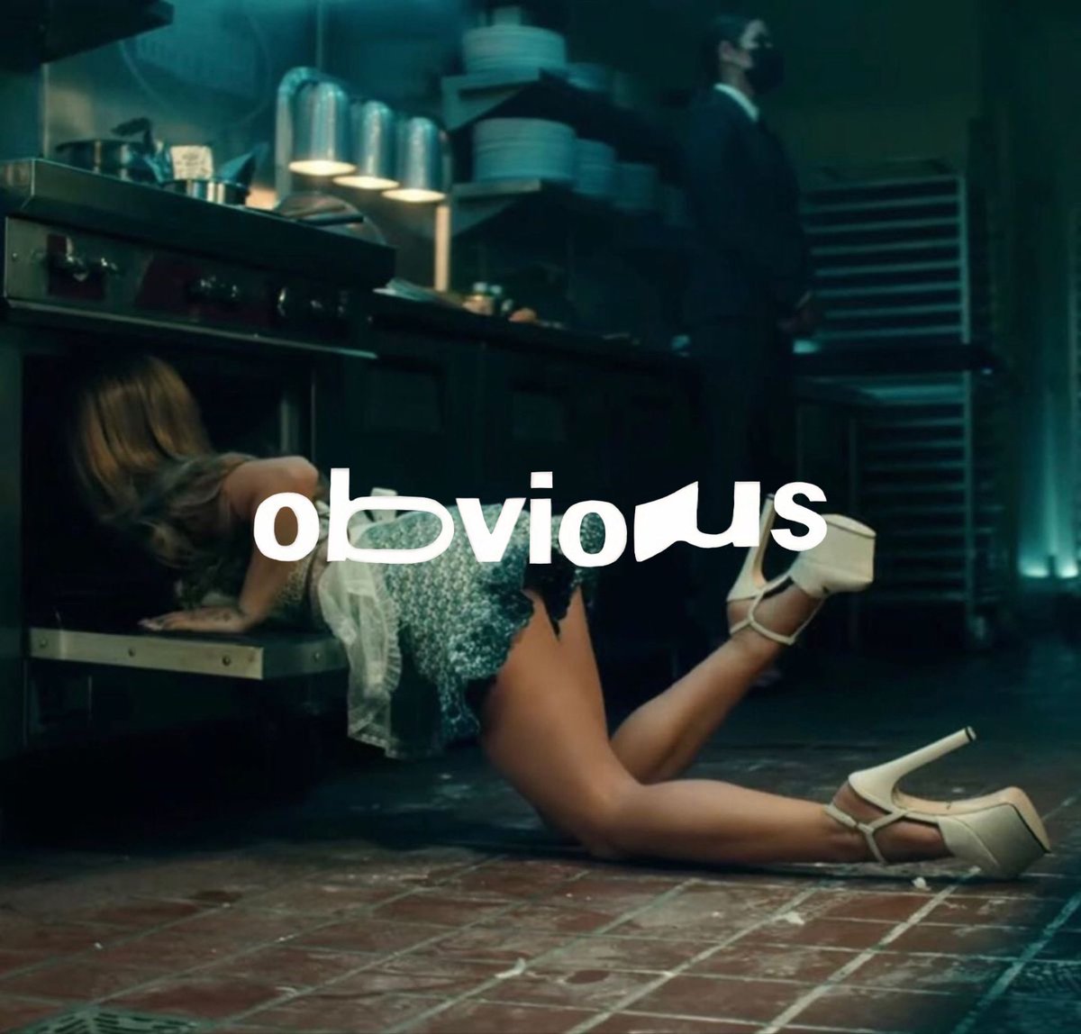 selin ❦ tweet media