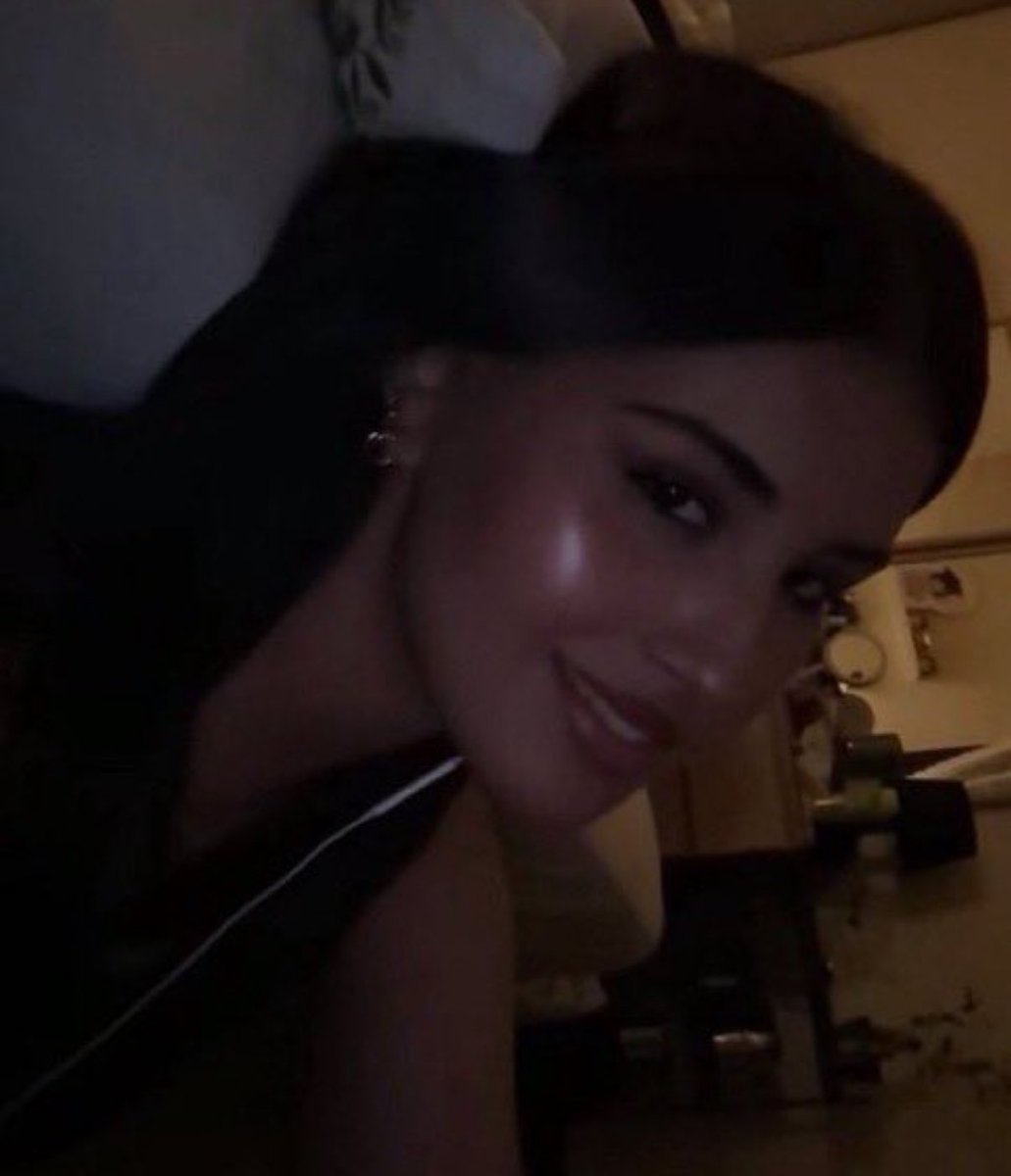 ليان tweet media