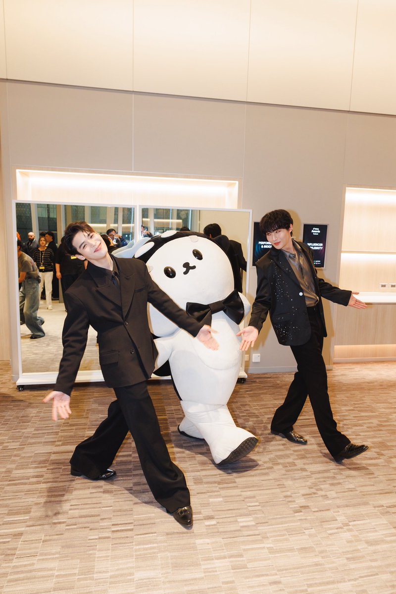 ari โจพเฌ Mรฃe dos YuNorth tweet media