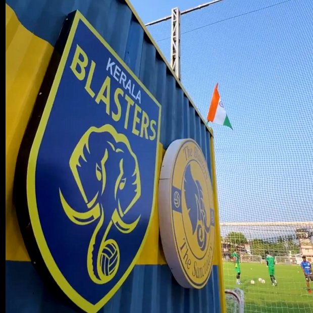 KBFC XTRA tweet media