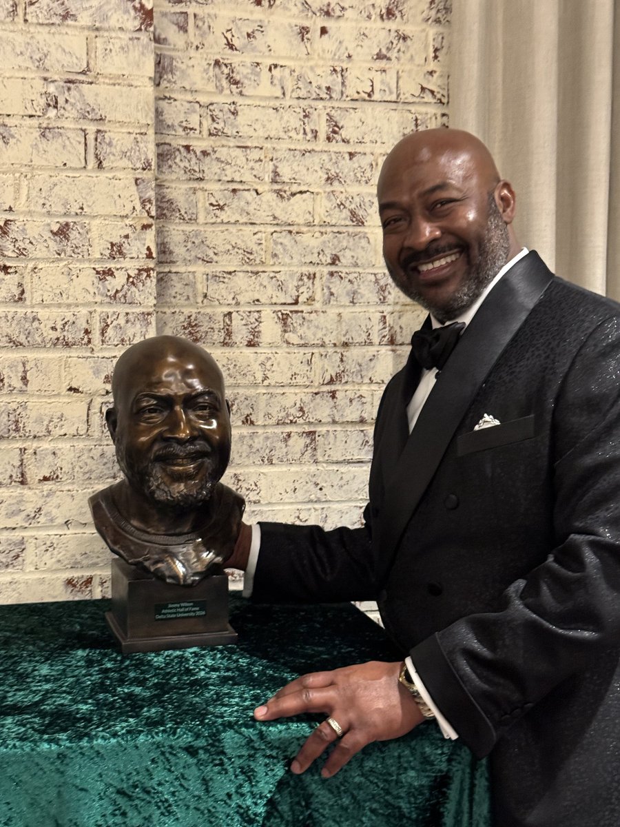 Tim Edwards tweet media