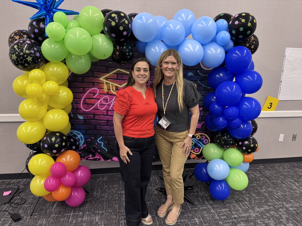 Crystal Cuellar tweet media