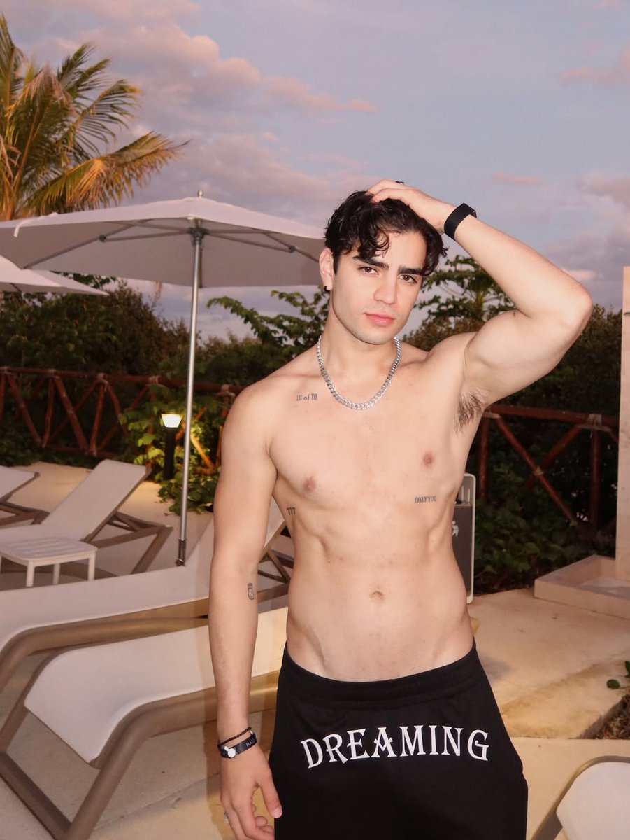 isa⁹ 🐈⬛💍🐛 tweet media