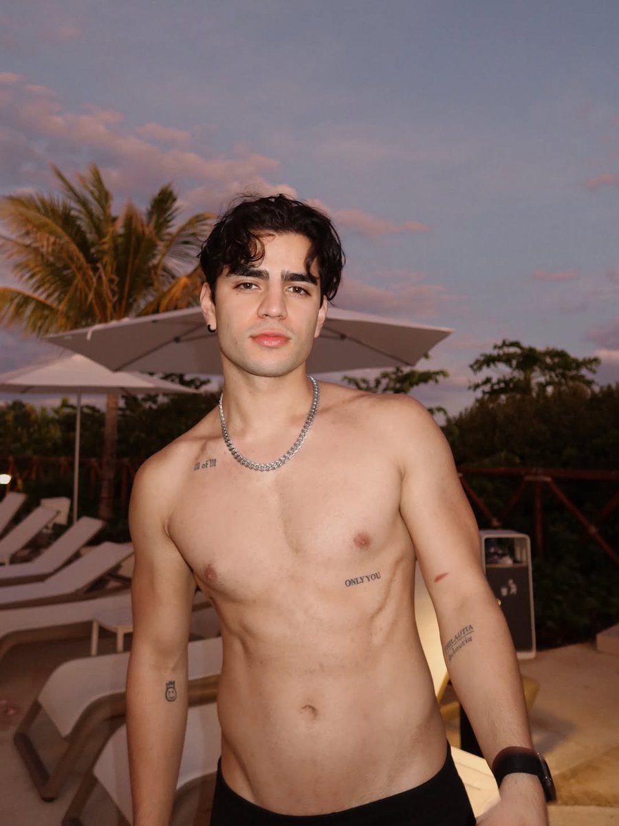 isa⁹ 🐈⬛💍🐛 tweet media