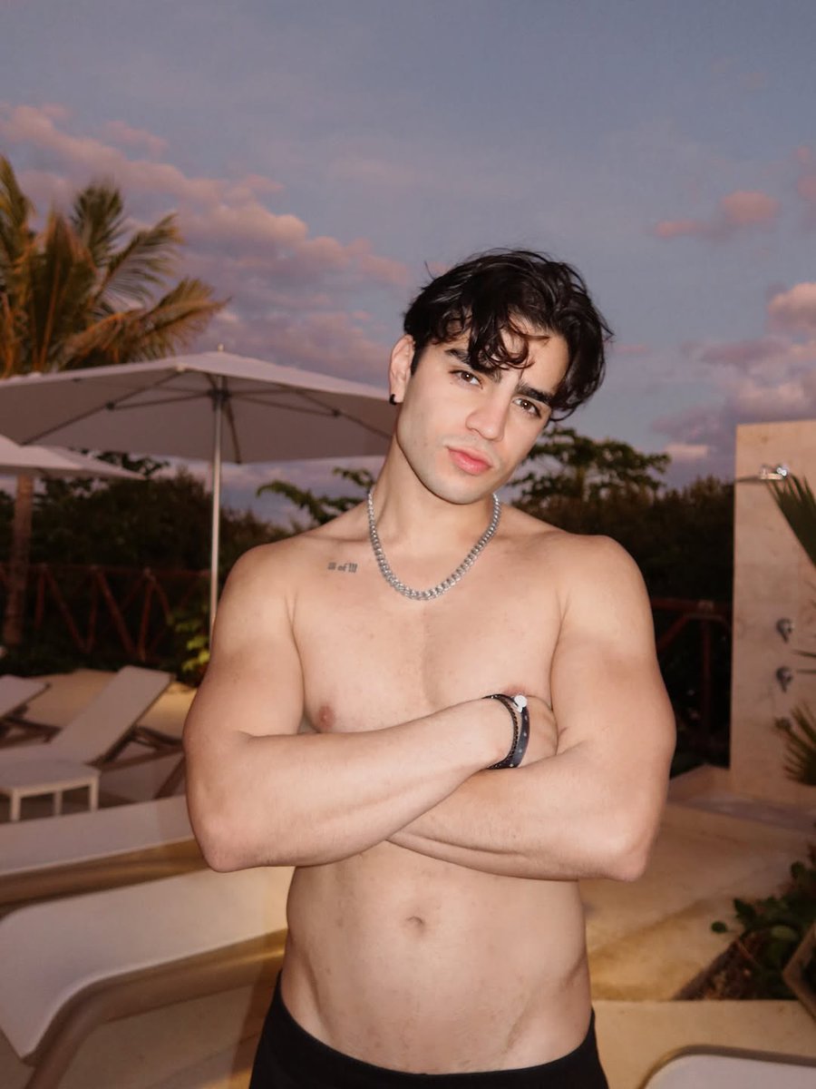 isa⁹ 🐈⬛💍🐛 tweet media